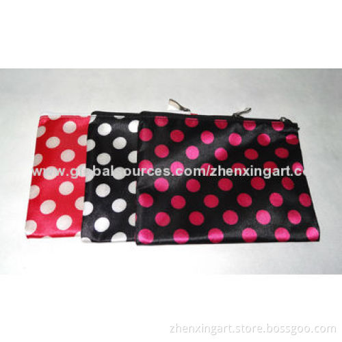 Cute polka dots cosmetic bag